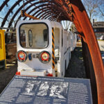 Das Foto zeigt eine Grubenlok an der Zeche Friedrich Heinrich