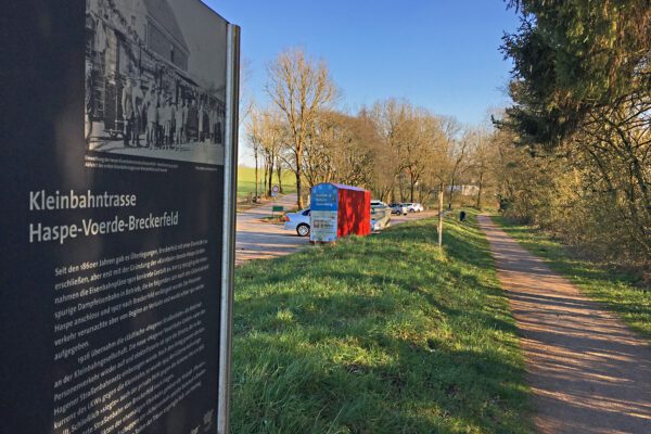 Das Foto zeigt die Kleinbahntrasse Haspe-Voerde-Breckerfeld