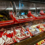 Das Foto zeigt Weingummischütten im Kult Kiosk in Bochum bei einer Tag der Trinkhallen Radtour