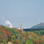 Das Foto zeigt die Aussicht von der Halde Rungenberg in Gelsenkirchen auf der Gravel.Trail.Tour durch die Brauker Alpen